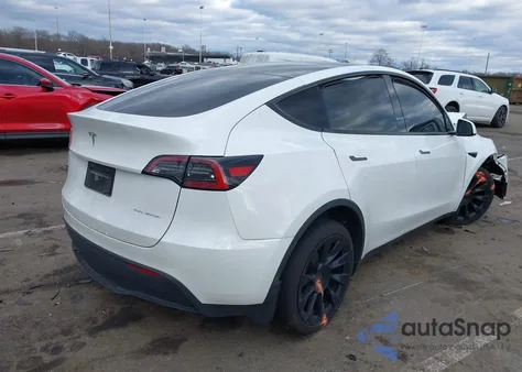 2023 Tesla Model Y Awd/Long Range Dual Motor All-Wheel Drive from USA, damaged, VIN 7SAYGDEE7PA191339